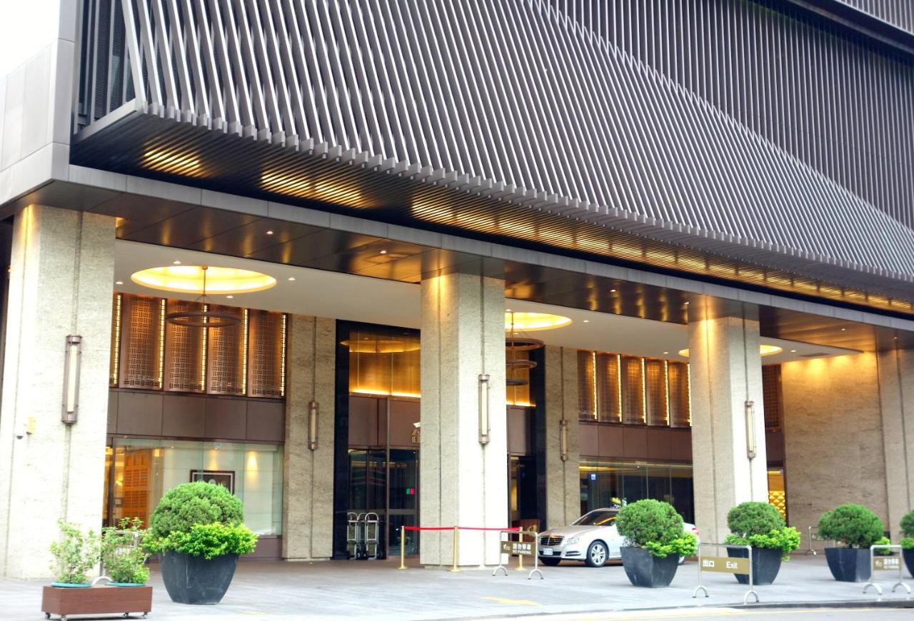 Corner Inn Đài Trung Ngoại thất bức ảnh